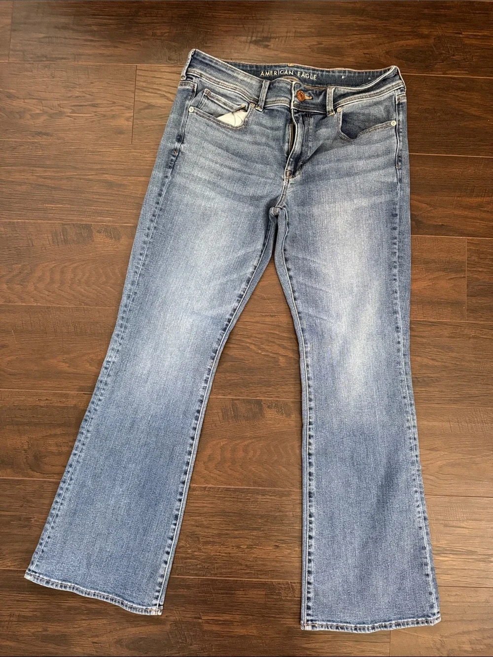 American Eagle Outfitters Super Stretch Kick Boot Jeans